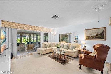 50 Glades Blvd unit 1, Naples, FL 34112 - photo 2