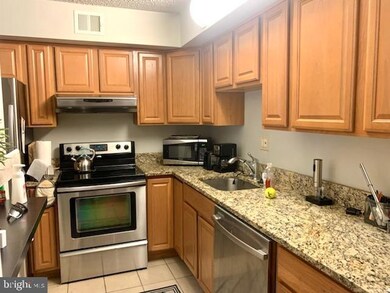 8601 Sacramento Dr unit A, Alexandria, VA 22309 - photo 2