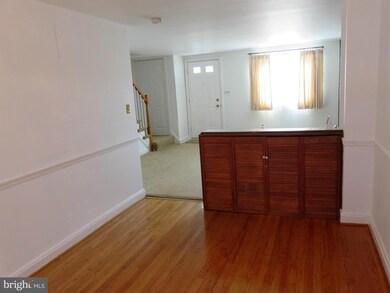 1104 Halstead Rd, Parkville, MD 21234 - photo 7