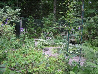 Land/Lot. Beautiful shade garden...