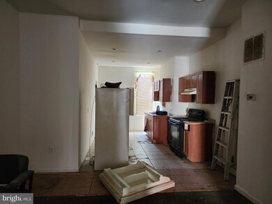 1315 W Lafayette Ave, Baltimore, MD 21217 - photo 2