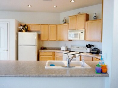 Eat-in Kitchen