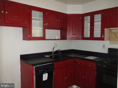 12508 Knights Rd, Philadelphia, PA 19154 - photo 4