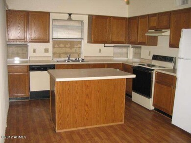 Rental_Houses_Jamaica_Way 003 (Small)