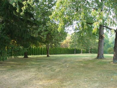 185 West St unit 1, Ludlow, MA 01056 - photo 3