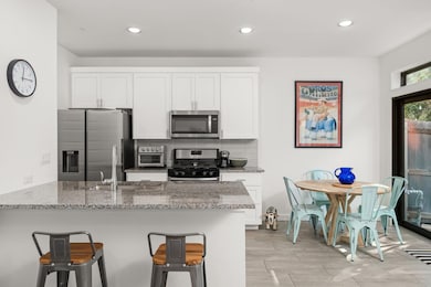 6409 Berkman Dr unit 9, Austin, TX 78723 - photo 5