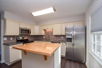 80 Canterbury Cir Roanoke VA-large-007-1