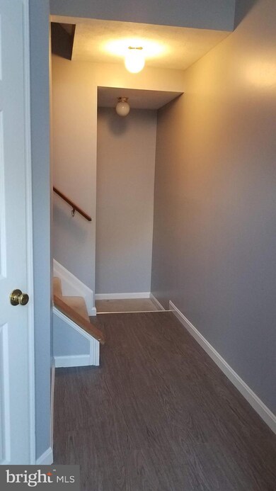 6354 Jacobs Ct, Sykesville, MD 21784 - photo 2