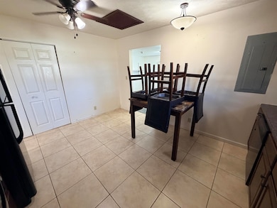 1901 W 18th St, North Platte, NE 69101 - photo 5