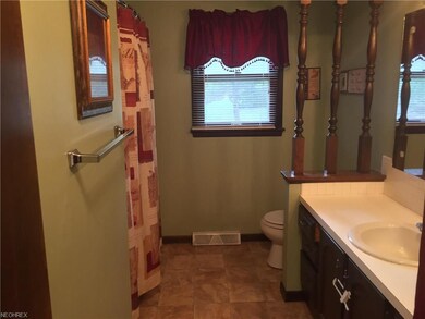 5960 Dailey Rd, Akron, OH 44319 - photo 3