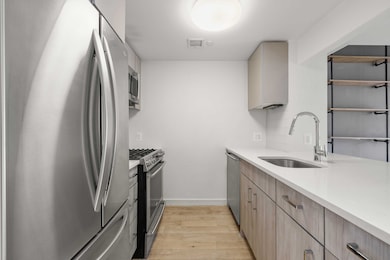 Aurum unit 604, New York, NY 10027 - photo 2