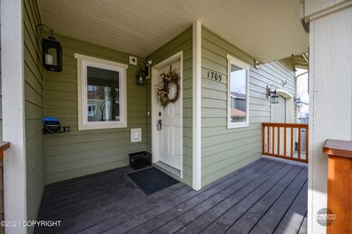 1705 Hollybrook Circle-17