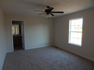 1809 Lakin Ln, Columbia, TN 38401 - photo 5