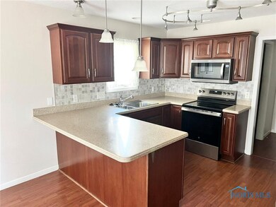 647 Villa S unit 10A, Findlay, OH 45840 - photo 6