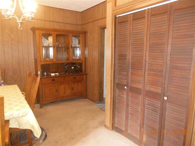 diningroom to northwest