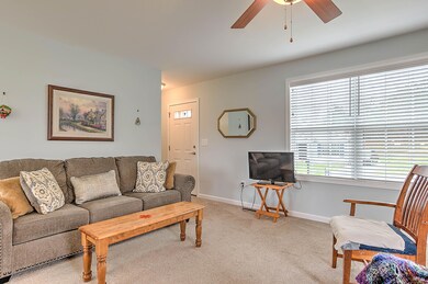 140 Monarch Ct, Johnson City, TN 37601 - photo 2