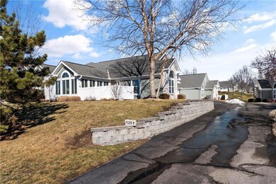 7127 Meadowsweet Ln, Shawnee, KS 66227 - photo 2