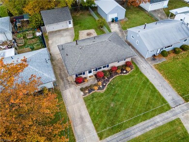 338 Gayle Dr, Sheffield Lake, OH 44054 - photo 3