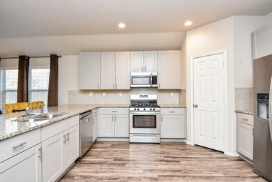 18534 Scarlet Meadow Ln, Tomball, TX 77377 - photo 6