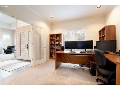 2040 Tanner Creek Ln, West Linn, OR 97068 - photo 6