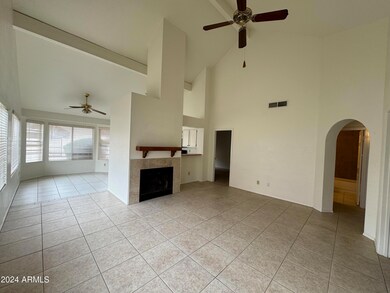1823 E Secretariat Dr, Tempe, AZ 85284 - photo 5