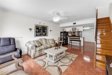 1159 W 41st Place unit 34, Hialeah, FL 33012 - photo 4