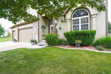 1506 Verona Cir, Raymore, MO 64083 - photo 2