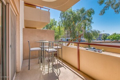 Balcony off family room