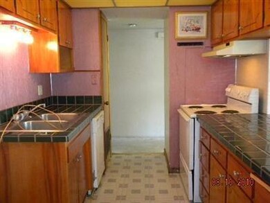 255 NE Savage St, Grants Pass, OR 97526 - photo 7