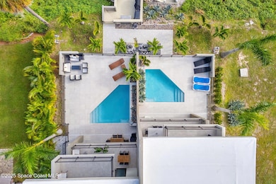 1807 Riverview Dr, Melbourne, FL 32901 - photo 3