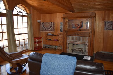 300 Forest Dr, Hawley, PA 18428 - photo 4