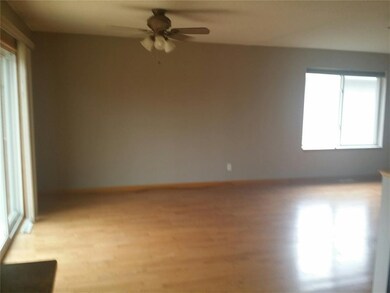 804 Moose Dr NW, Cedar Rapids, IA 52405 - photo 5