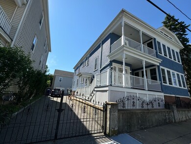 125 Barlow St, Fall River, MA 02723 - photo 2