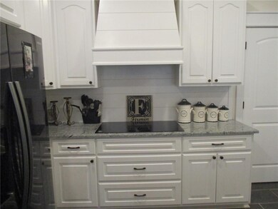 154 Fox Chase Dr, Pineville, LA 71360 - photo 5