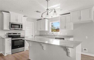 211 N Gladys St, Leesville, LA 71446 - photo 4