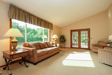 266 Fairway Ct-2