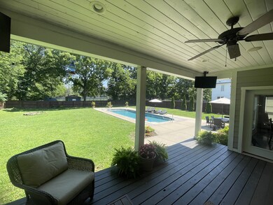 104 Peacock St, Bell Buckle, TN 37020 - photo 7