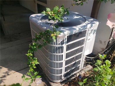 138 6th St, Midland, PA 15059 - photo 6