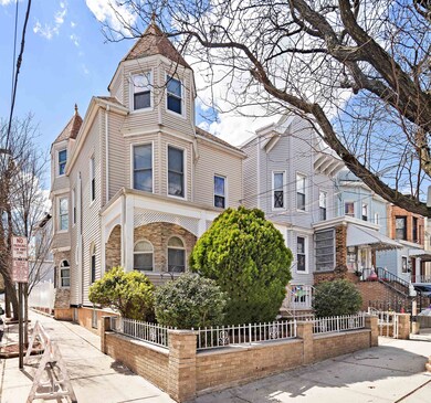 101 Oak St, Weehawken, NJ 07086 - photo 2