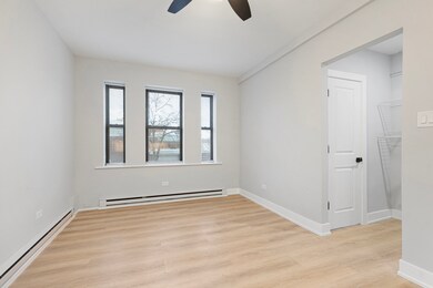 1634 W Howard St unit 202, Chicago, IL 60626 - photo 4