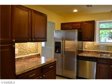 Kitchen - Gorgeous, right? Did you notice all of t