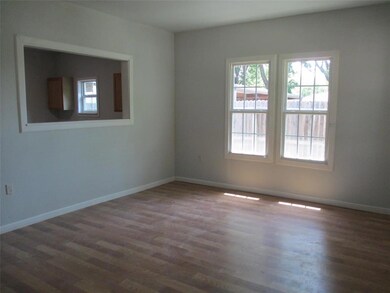 104 May Ave, Cleburne, TX 76031 - photo 5