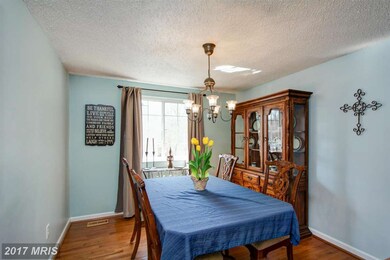 8660 Bent Arrow Ct, Springfield, VA 22153 - photo 5