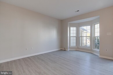329 Assembly Point Ct, Odenton, MD 21113 - photo 4