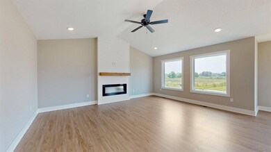 9644 NW 82nd Ave, Johnston, IA 50131 - photo 3