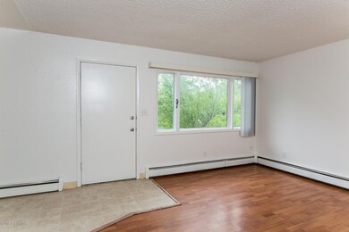 Entry - Living Room
