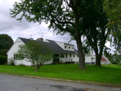 862 Central Ave, Alpha, PA 08865 - photo 2