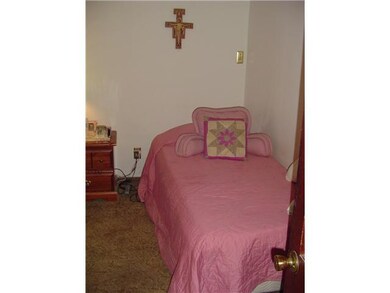 Bedroom 1st floor back bedroom