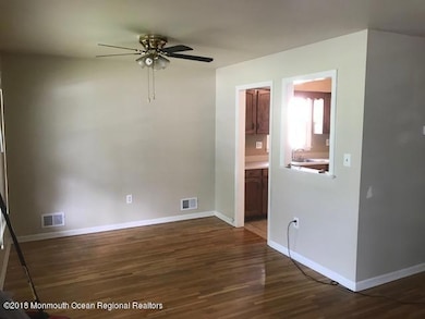 27 Center St unit 29, Matawan, NJ 07747 - photo 4