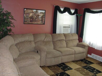 1826 Victor Ave, Lansing, MI 48910 - photo 3